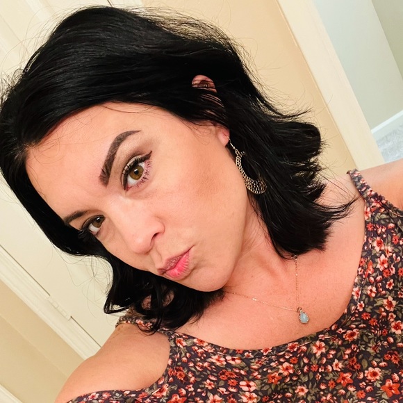 Meet your Posher, Francine - Picture 6 of 7